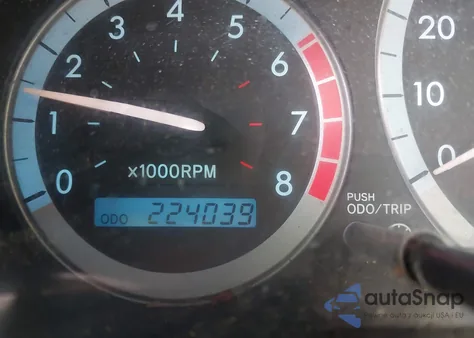 2004 Toyota Sienna Xle/Xle Limited z USA, uszkodzony, nr VIN 5TDZA22C84S160153